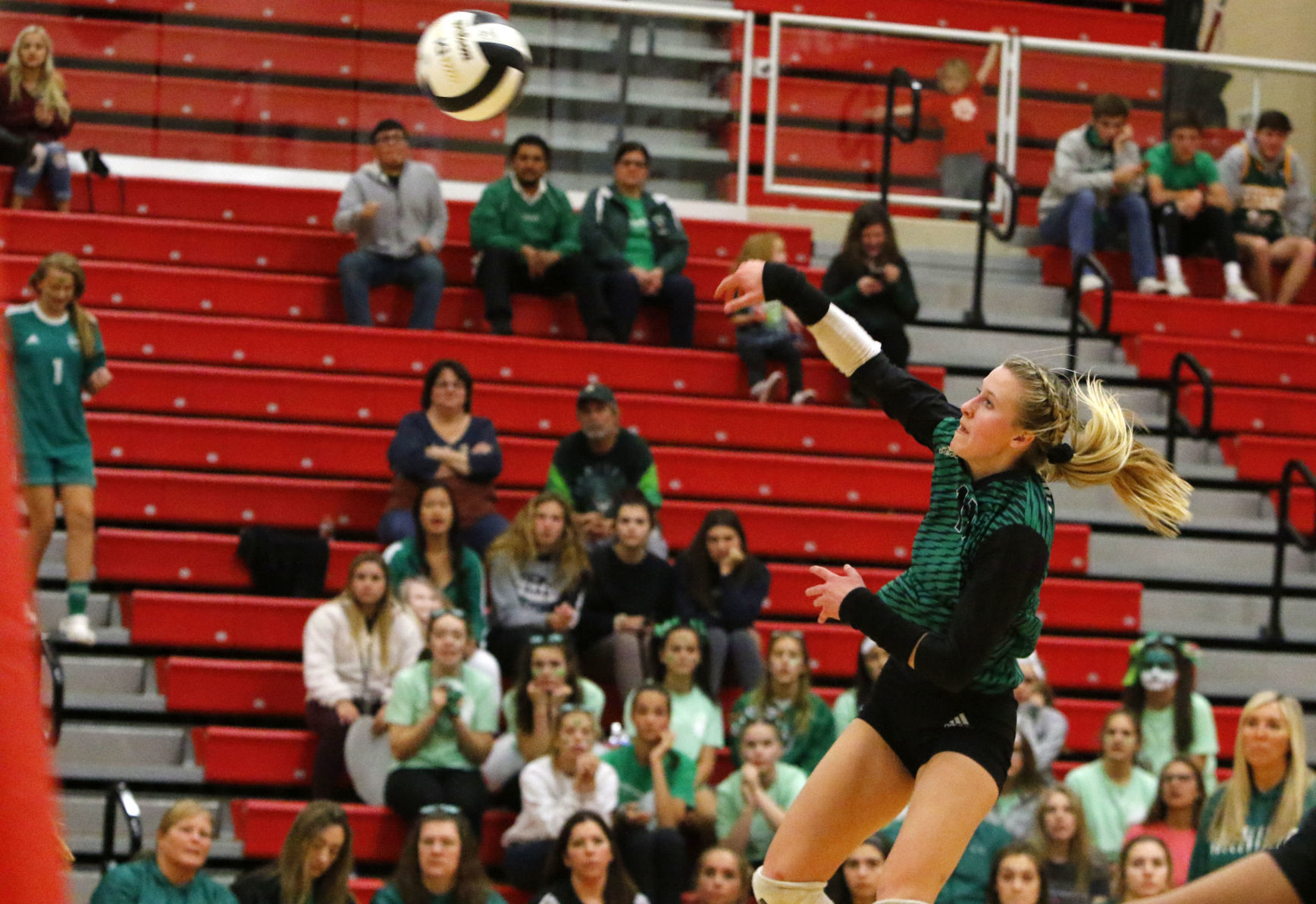4A volleyball sectional final: Crown Point vs. Valparaiso